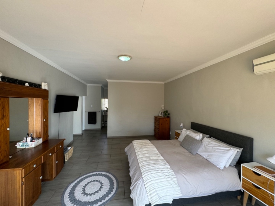  Bedroom Property for Sale in El Toro Park Northern Cape